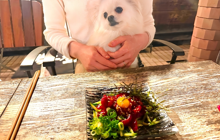 ユッケ