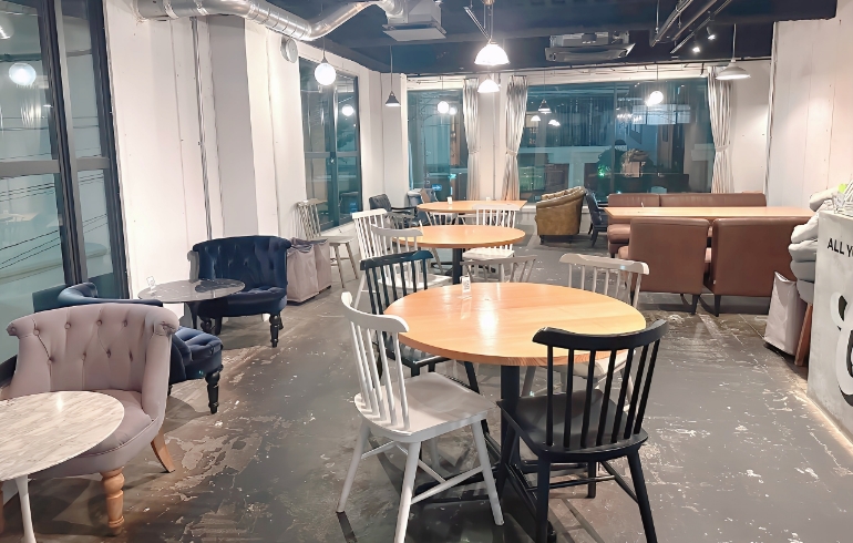 店内10