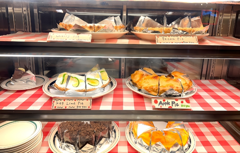 ケーキ（ショーケース）