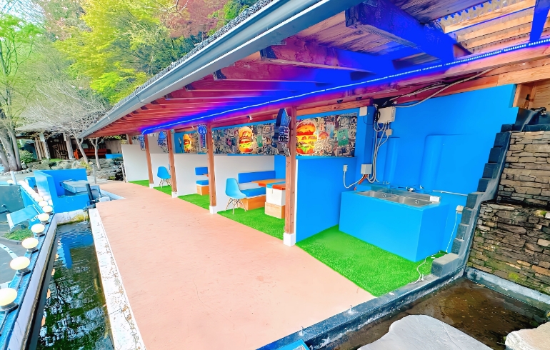 店内10