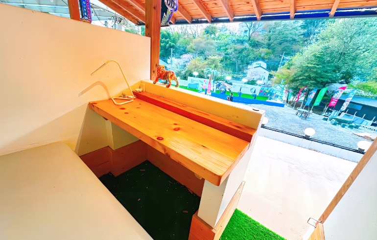 店内18