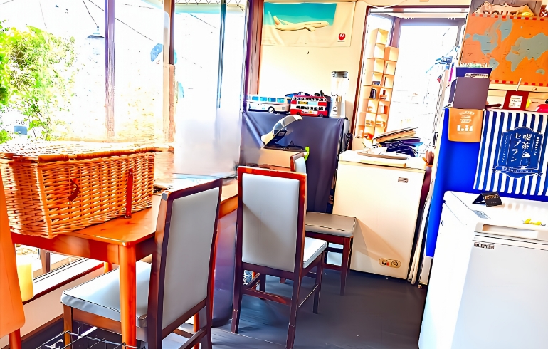 店内4