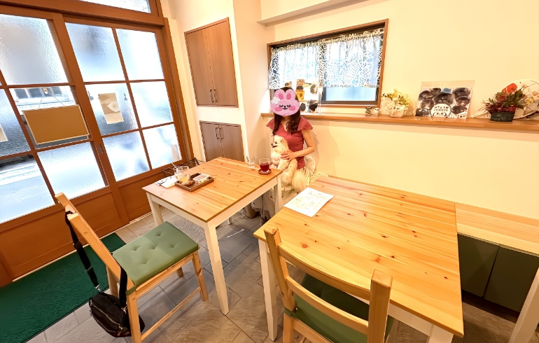 店内8