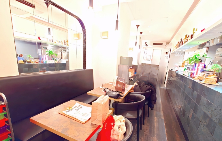 店内2