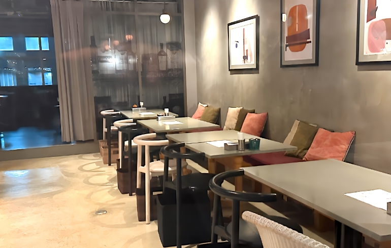 店内2