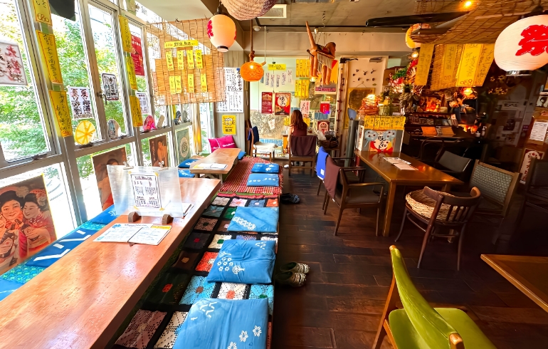 店内7