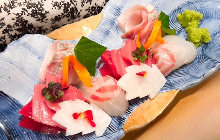 刺身の盛り合わせ