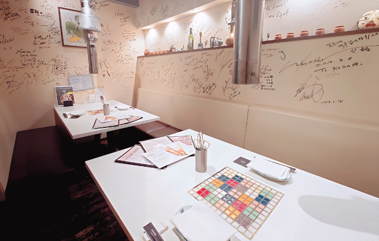 店内6