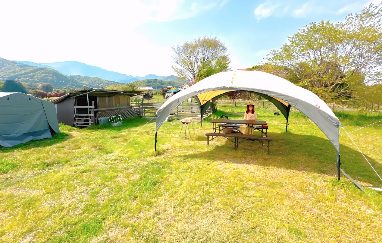 席4（BBQテント）