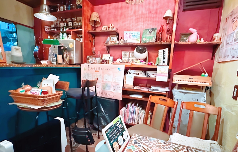 店内8