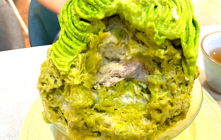 抹茶モンブランといちごのタルトのかき氷とゆめちゃん