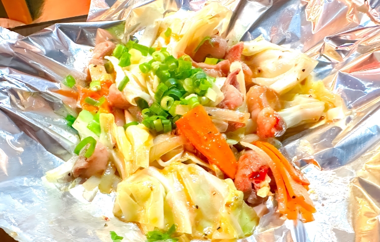 牛ホルモン鉄板焼き