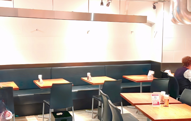 店内1