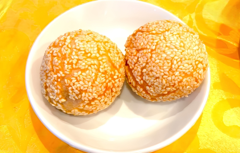 ごま団子1