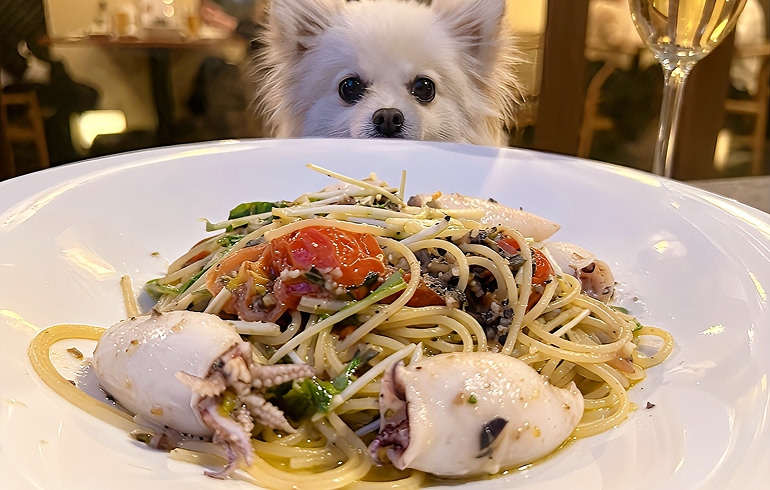 季節の魚介パスタ