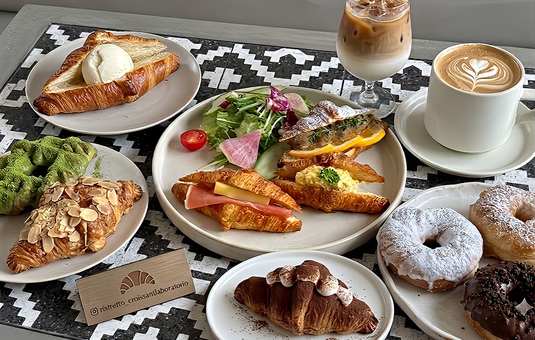 RISTRETTO & CROISSANT LABORATORIO クロワッサン