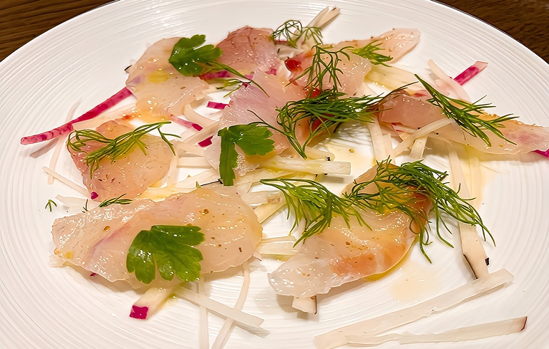 鮮魚のカルパッチョ