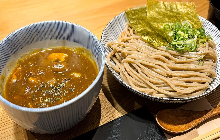 じねんじょ庵 市が尾店 特製カレーつけそば
