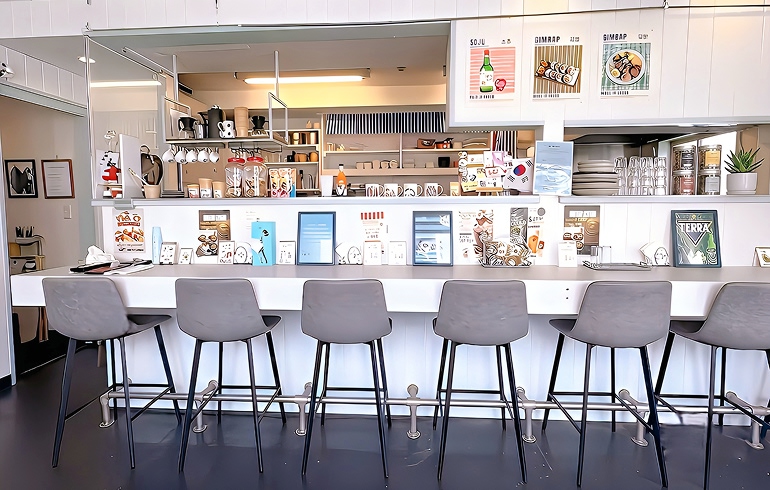 ONE'S CAFE 店内