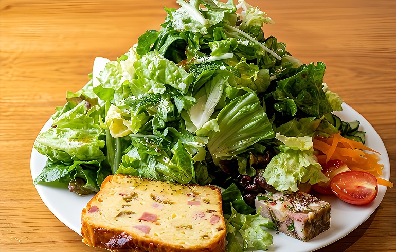 サラダランチ