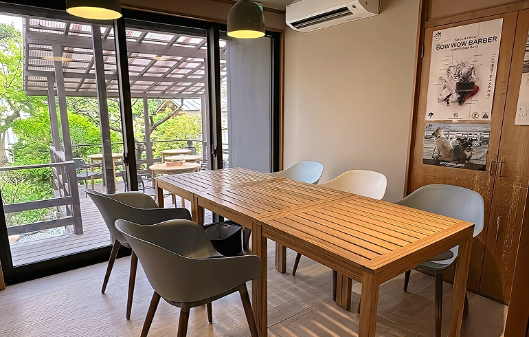 かど屋テラス 店内