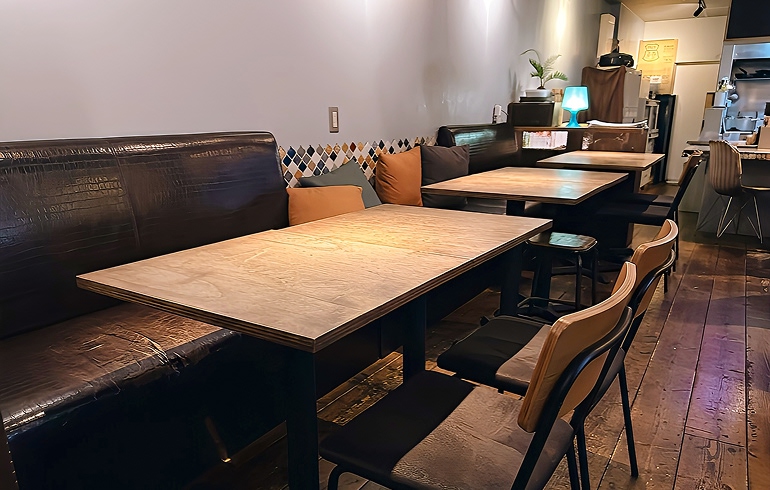 NEWシクロCafe 店内