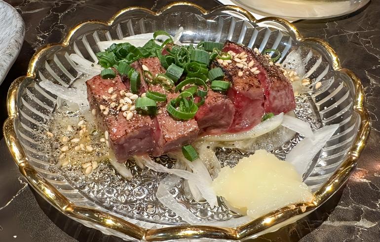 炙りレバ刺し