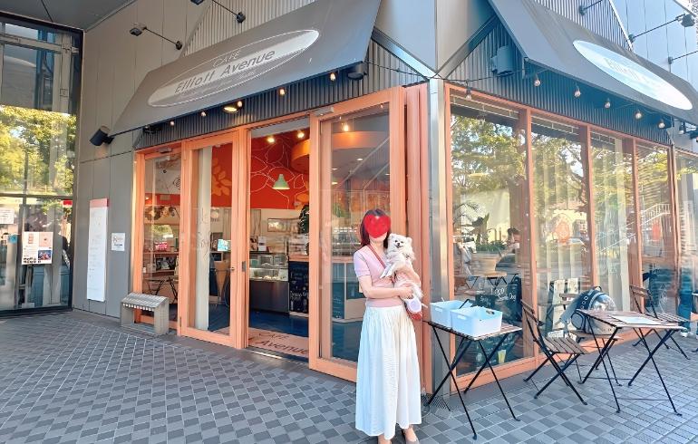 Cafe Elliott Avenue（カフェ エリオット アベニュー）の写真（外観）3枚目