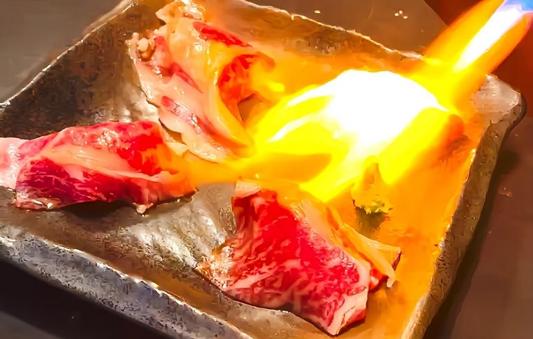 肉寿司炙り