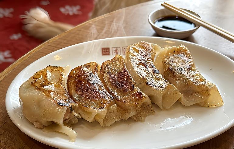 香港亭 中野店 手作り餃子