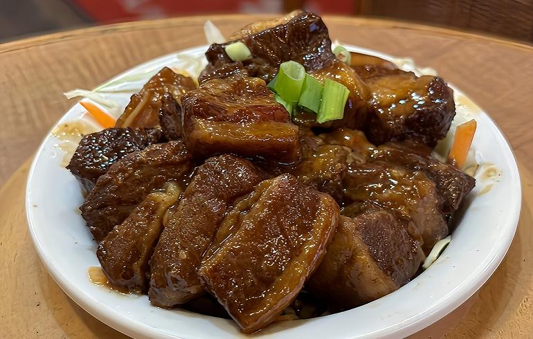 香港亭 中野店 上海豚バラの醤油煮