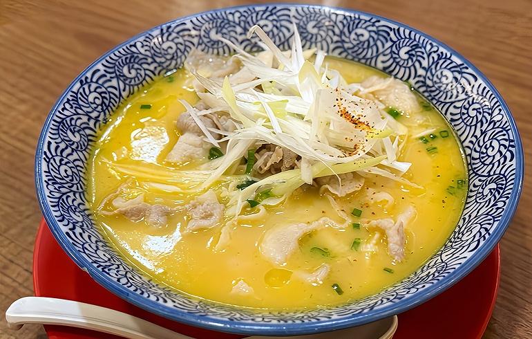 香港亭 中野店 黄金ラーメン