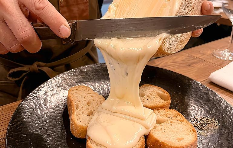 ラクレットチーズ ラクレットチーズ