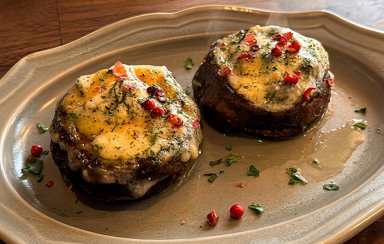 しいたけとブルーチーズのオーブン焼き しいたけとブルーチーズのオーブン焼き